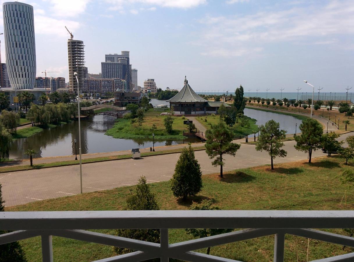 Paradise Apartment Батуми Экстерьер фото