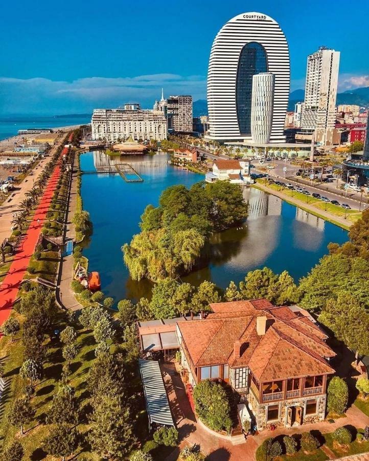 Paradise Apartment Батуми Экстерьер фото